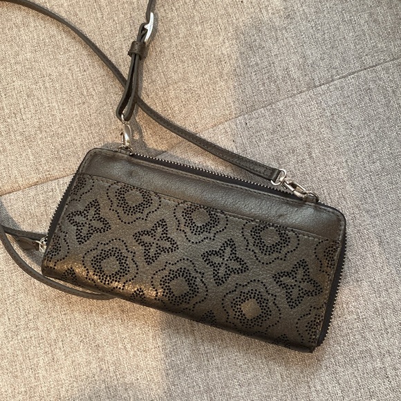 New Brighton clutch Crossbody bag - Picture 2 of 3